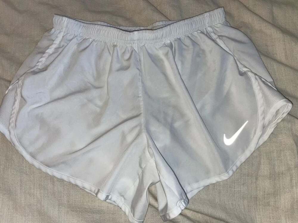 Nike Dri-Fit Tempo S